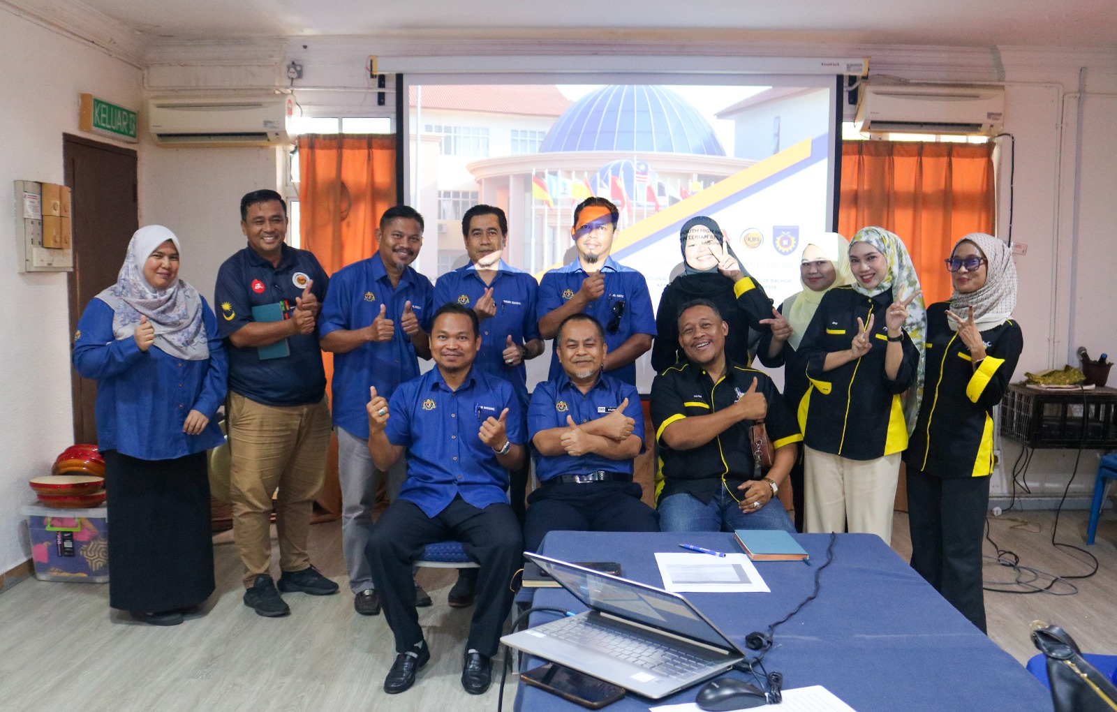 PERJUMPAAN DAN PERBINCANGAN UNTUK MENJALINKAN KERJASAMA STRATEGIK BERSAMA INSTITUT KEMAHIRAN TINGGI BELIA NEGARA (IKTBN) BACHOK, KELANTAN
